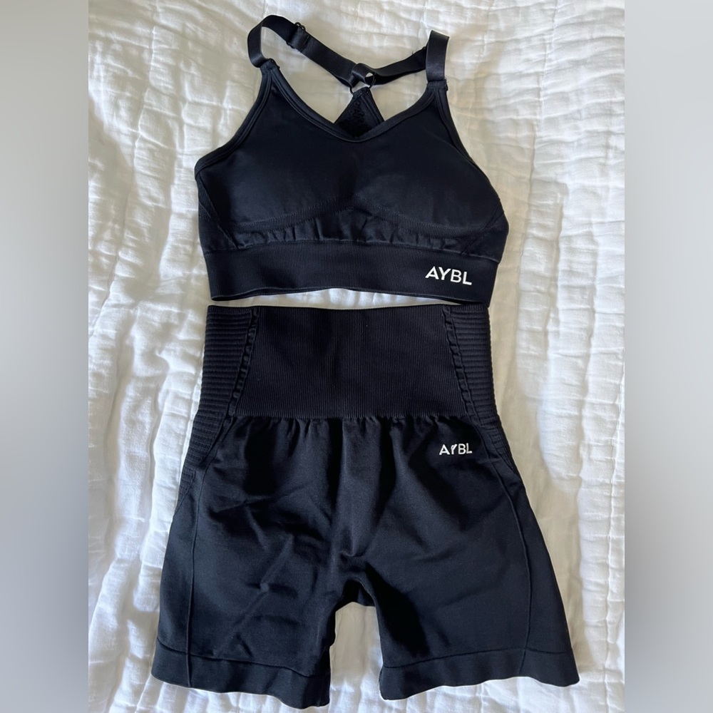 Aybl Black Set